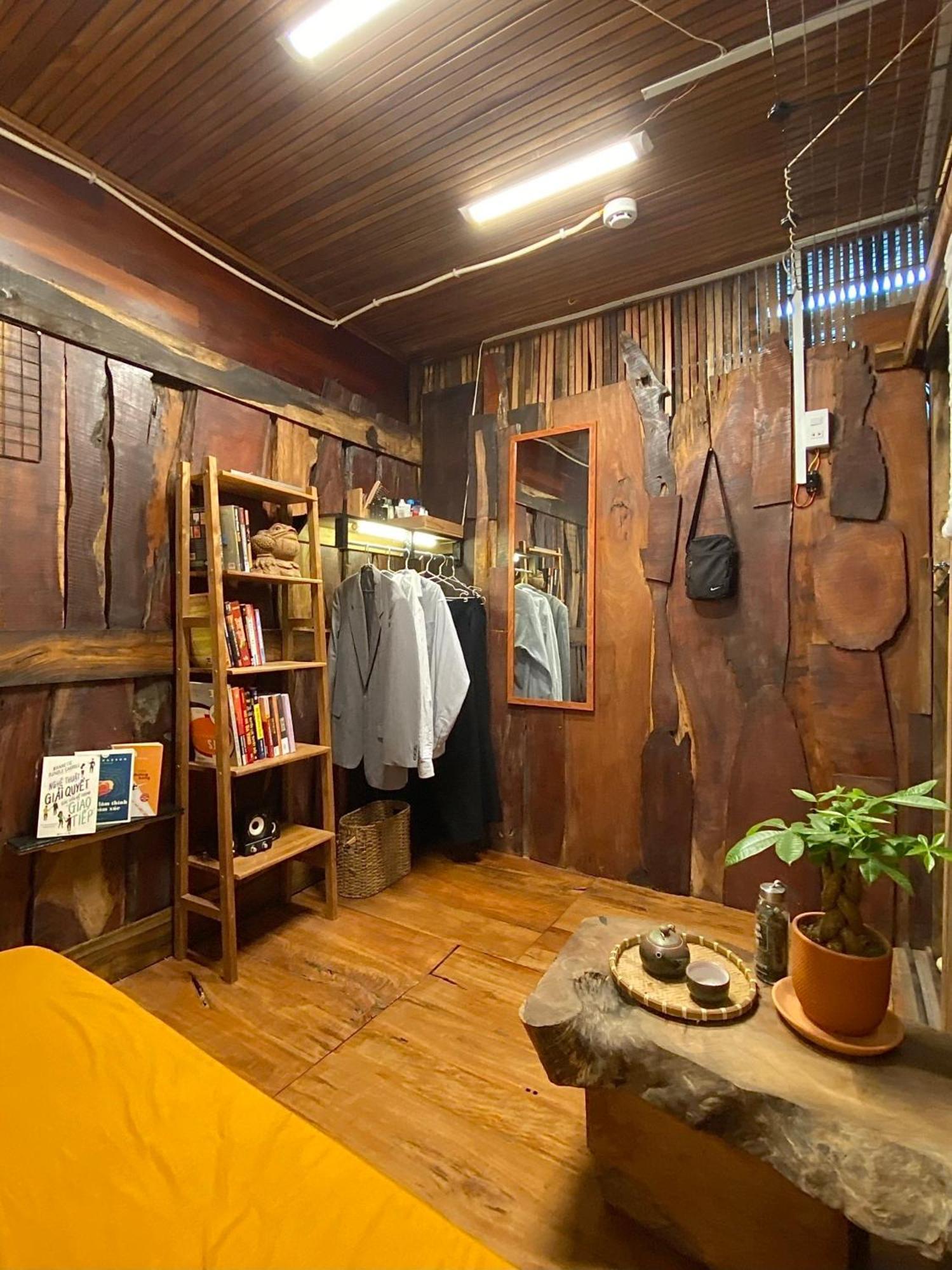 The Gk House Hostel, Ecolliving, Central City, Natural Wooden, Chill View Rooftop, Restaurant And Cocktail Bar Ho Chi Minh City Exterior photo